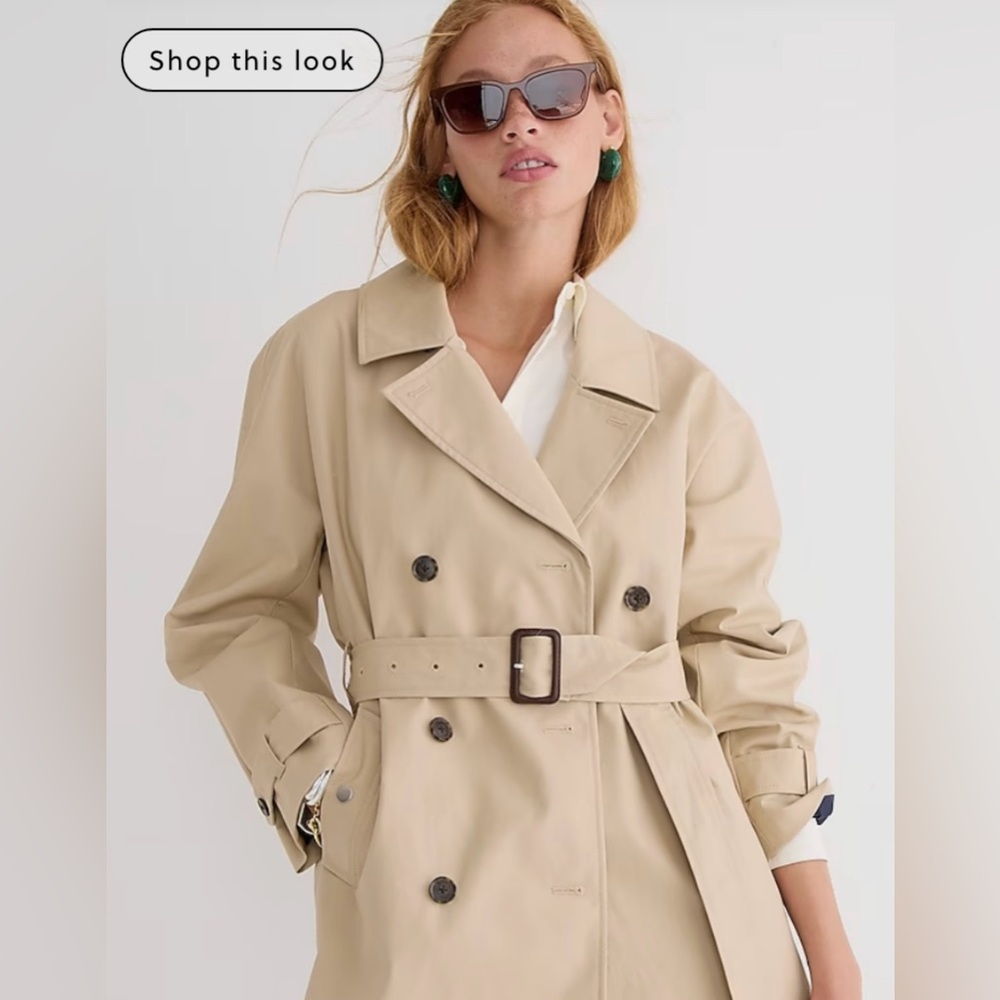 JCrew Brand New Never Worn Short Trench Coat

Size: L
Color: VINTAGE KHAKI